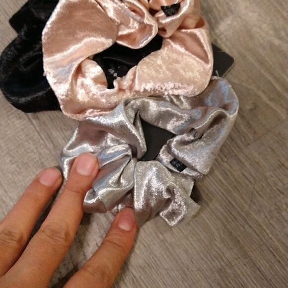 Satin Hair Scrunchies set of 3 - Picture 2 of 4